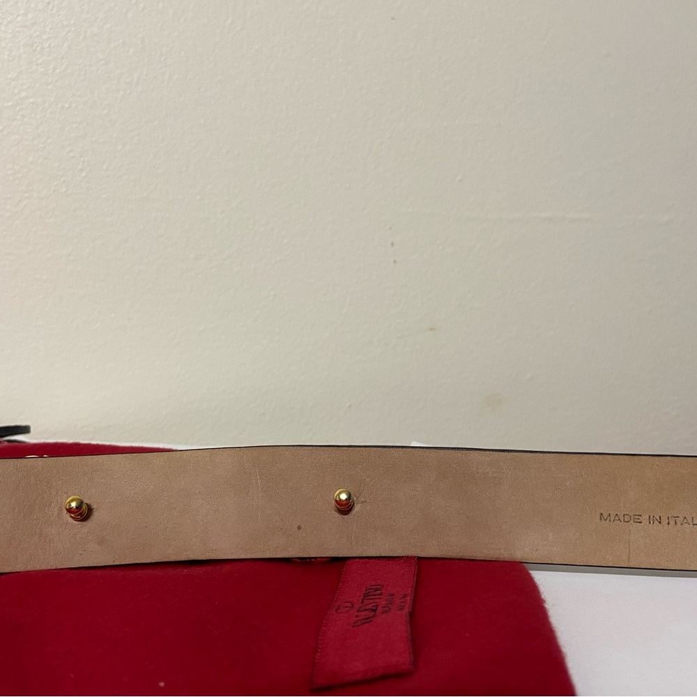 Valentino Garavani New belt lizard skin red/black. Snake buckle. Size small. - Picture 7 of 12
